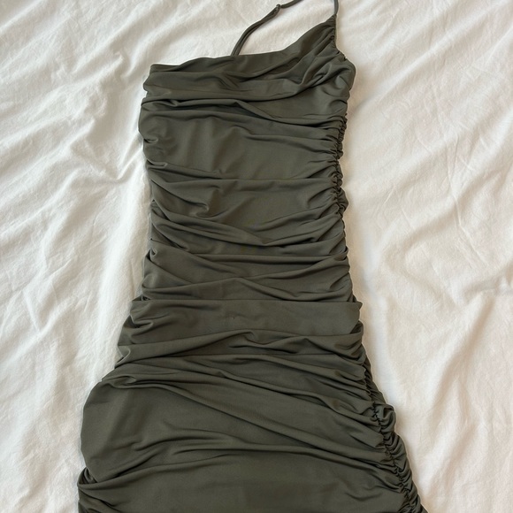 lucy in the sky olive green one shoulder mini dress - Picture 2 of 3